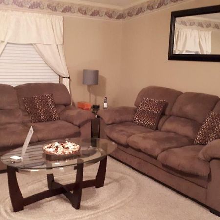 Beautiful Home - 5 Miles From Disney Orlando Exterior photo